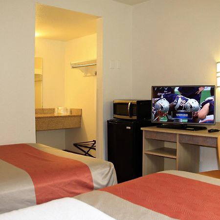 Motel 6-Enfield, Ct - Hartford Екстер'єр фото