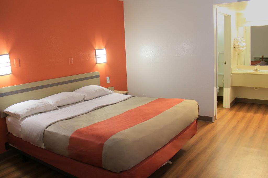 Motel 6-Enfield, Ct - Hartford Номер фото